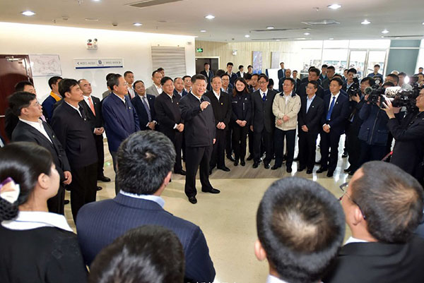 Chinese President Xi Jinping visits the technological achievements exhibition of Hefei High-tech enterprises, Lontium attended the exhibition